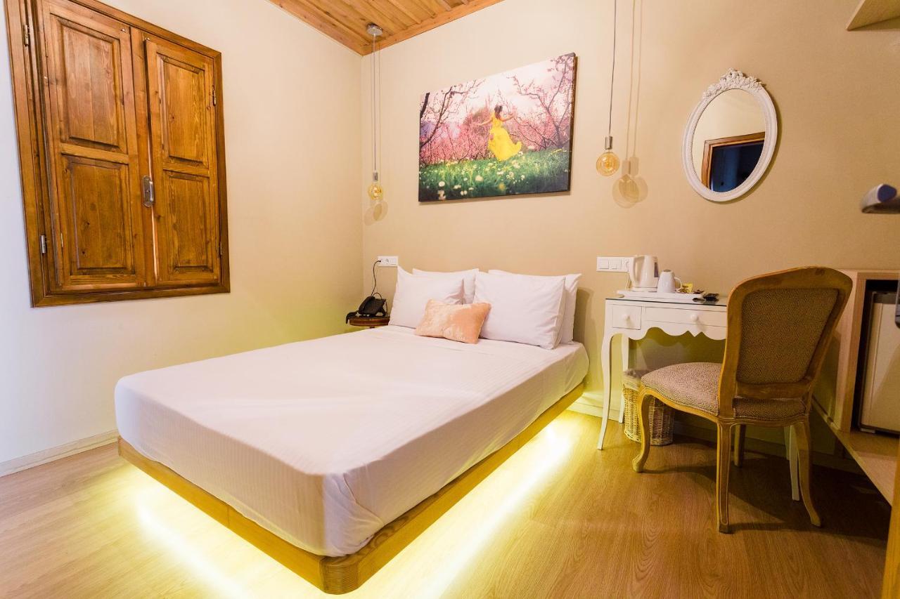 Blossom Rooms & Suite Veria  Esterno foto