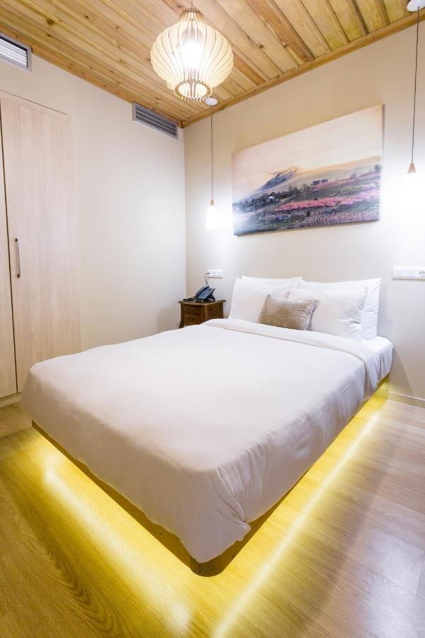 Blossom Rooms & Suite Veria  Esterno foto